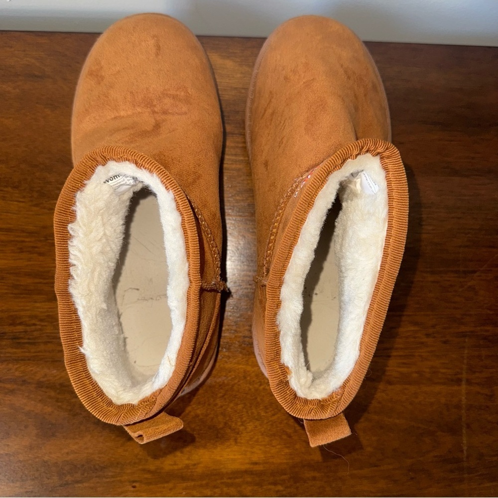 FOCO University of Florida Gators Team Logo Fuzzy Fan Boot Brown Size 7 - Picture 6 of 7